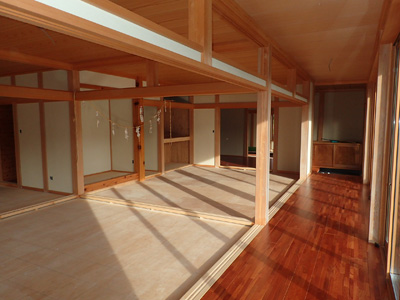detached 羽場
